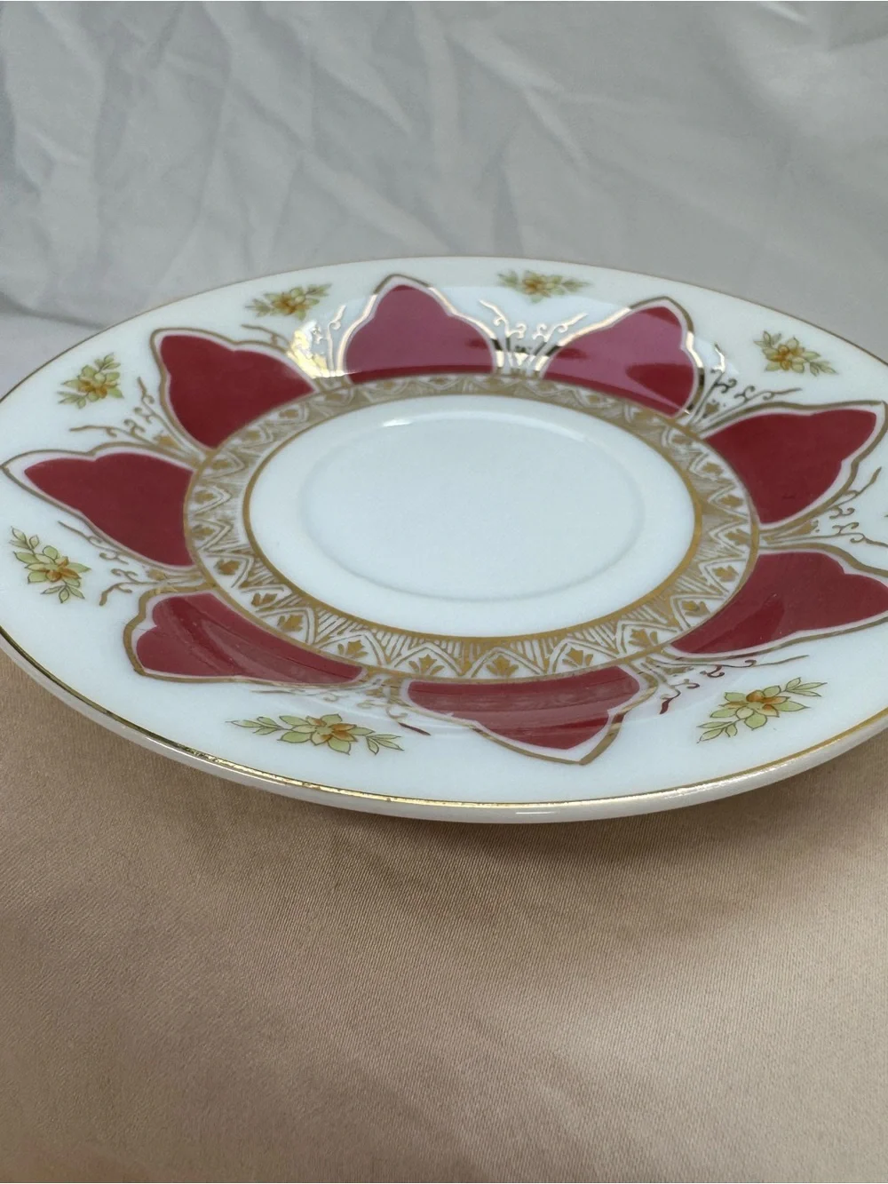 Vintage Red Gold Tea Cup and Saucer Geometric Floral, Ucagco Japan, Excellent
